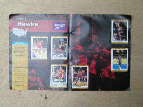 Imagen 3 de 3 de Album De Figuritas De Los Equipos De Nba Americana Completo