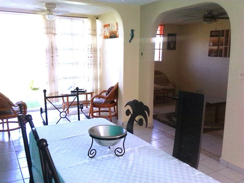 Casa En Renta En Zona Diamante 5 Minutos De La Playa