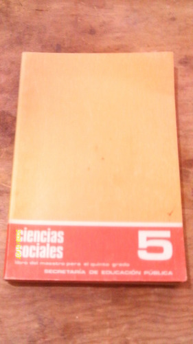 Ciencias Sociales Quinto Grado , Año 1975