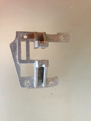 Base Manija Interior Derecha Delantera Vw Pointer 2000 Zinc