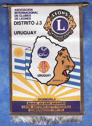 Banderin - Club De Leones - Distrito J.3 -  Shangrila