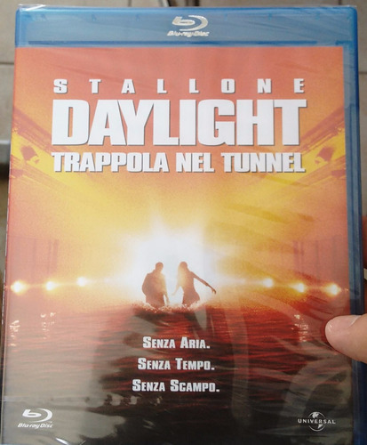 Blu-ray Daylight - Stallone - Dublado - Lacrado