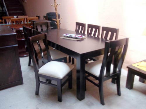 Juego De Comedor Con 8 Sillas. Madera Maciza Eucaliptus