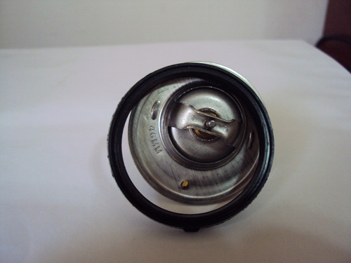 Imagen 2 de 5 de Termostato Dodge Neon 2.0 L4 (96-06): Stratus 2.0 /2.4 L4