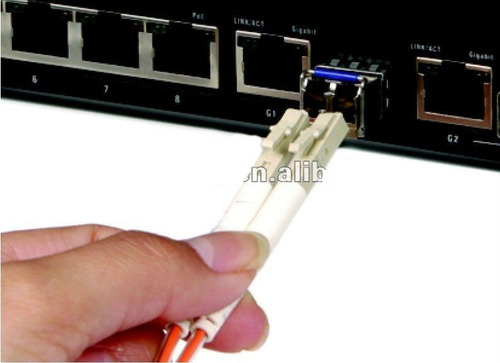 Imagen 3 de 4 de Modulo Sfp De Fibra Multimodo Mikrotik Gigabit 550mts Lc 850