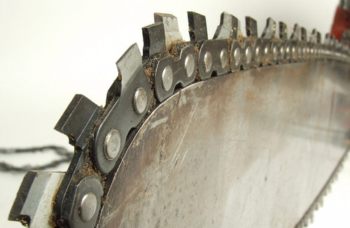 Imagen 4 de 10 de Aceite Para Cadena Motosierra Electrosierra X 1 Litro