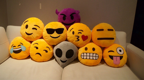 Almohadas Decorativas: Emoji
