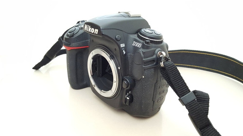 Câmera Fotográfica Profissional Nikon D300