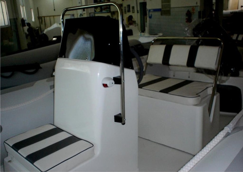 Imagen 3 de 4 de Semirrigido Viking 600 Piso Matrizado