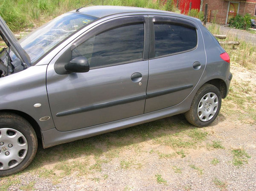 Imagem 1 de 13 de Sucata Peugeot 206 2002 1.0 16v Gasolina - Rs Auto Peças