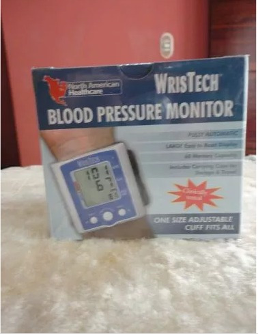 Presion Arterial Tensiometro Marca Wristech Importado De Usa