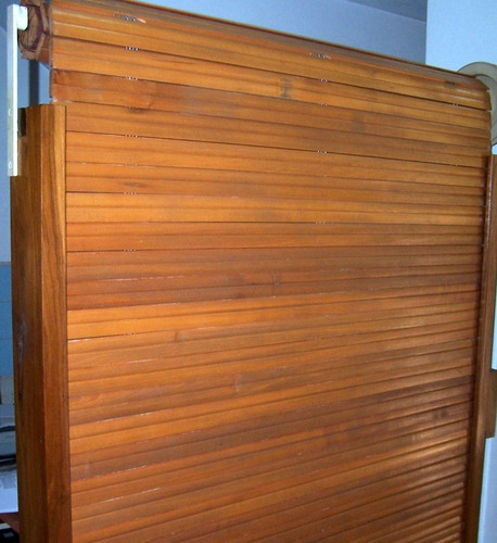 Imagen 4 de 5 de Reparación De Persianas Y Cortinas De Enrrollar De Madera.