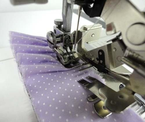Calcador Aparelho Fazer Pregas Franzir Fru-fru Ruffler