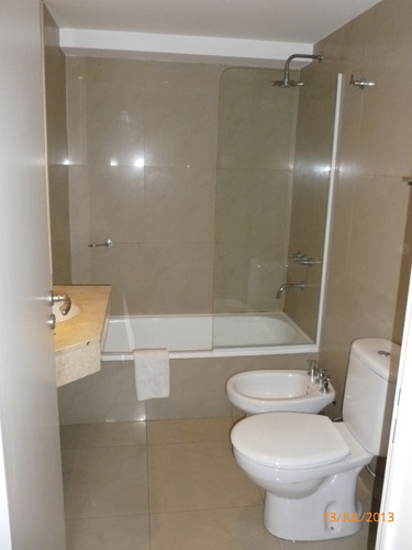 Imagen 8 de 14 de Alquiler Temporal Buenos Aires Capital, Favaloro, Obelisco, Cerca Metro Y Bus, Dueño, Piscina Parrilla, Equipado Full Premium Full Servicios, Av 9 Julio, Av Belgrano 1400, Zona Segura Precios Por Día