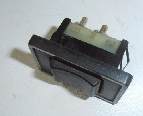 Botón De Alzavidrio Trasero Volvo 240 Gl Año 1987-1991