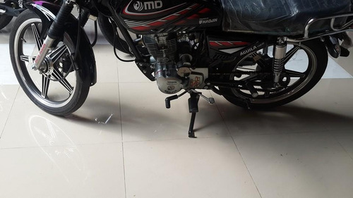 Imagen 4 de 5 de Goma Protectora Pata De Cambio Moto Universal Negro 3 Unidad