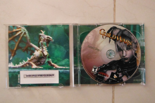 Guild Wars Pc Videogame By Ncsoft Juego Rpg Computadora (Usado)