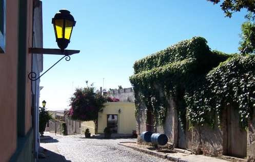 Calle De Colonia Del Sacramento Uruguay - Lamina 45 X 30 Cm.