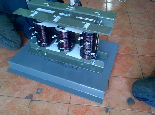 Imagen 2 de 4 de Transformador Tipo Seco De 75 Kva 220-440-220 V. Trifasico