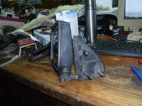 Vendo Retrovisor Izquierda De Nissan Terrano Año 1992