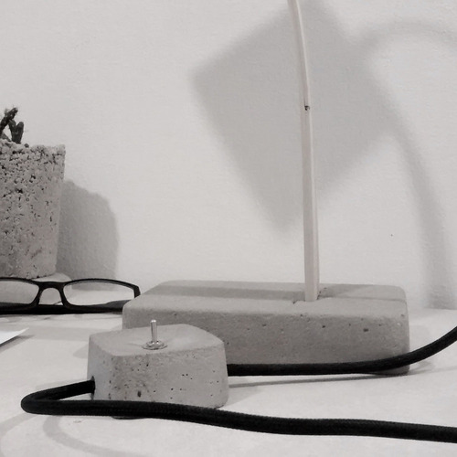 Imagen 6 de 6 de Lampara Escritorio Led Cemento Madera Minimalista Iluminacio