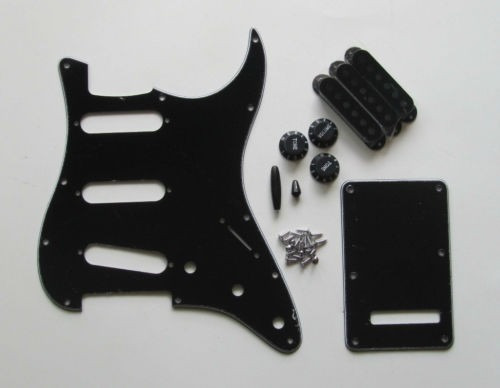 Pickguard Stratocaster Sss 11 Pernos Negro + Accesorios