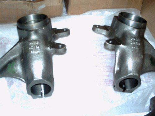 Montante Rolamento Roda Dianteira Vw Apollo Suporte Esquerdo