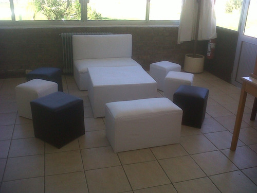 Imagen 4 de 9 de Alquiler De Carpas Sillas Puff Gazebos Vajilla Manteleria