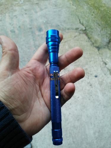Linterna De 3 Led Telescópica Base Magnética Cuello Extensib