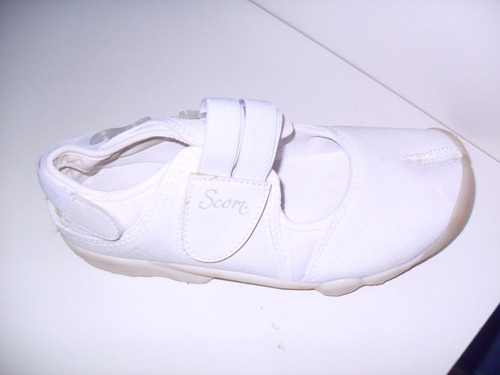 Zapatillas Dedo Partido Como Nuevas! 47 Street