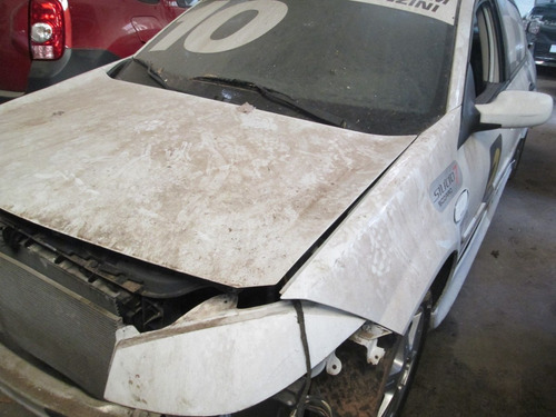 Imagem 4 de 10 de Sucata Renault Logan 2010 E 2011 Para Retirada De Peças