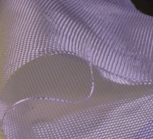 Fibra De Vidrio Tejida De 325gr/m2 Y 1,0m De Ancho X Metro