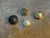 Comprar Lote De 4 Cubrebotones  Antiguos (retira En La Paloma Rocha)