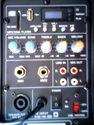 Caixa Amplificada Csr 770a Usb Bluetooth Titânio 100w Rms
