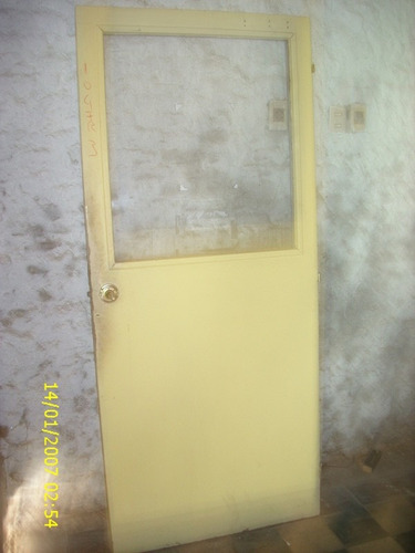 Puerta Madera C/vidrio De Pvc 84 Cm X 196 Cm.