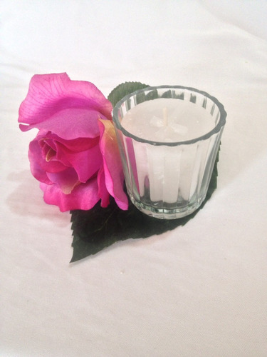 Imagen 3 de 4 de Vela En Vaso Para Bodas 5cm Duración 24 Horas Caja De 48pzas