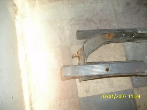 Barra De Auto Porta Equipaje 3 Cm X 1,5cm X 118 Cm. (Usado)