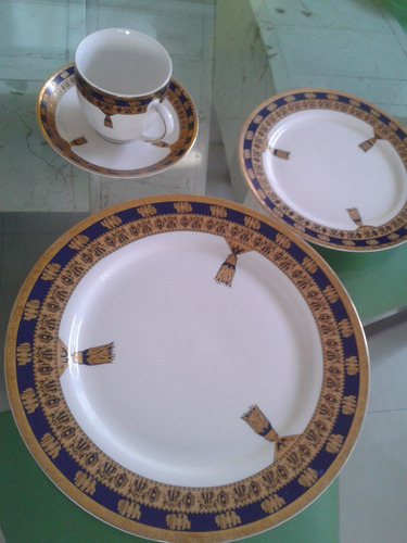 Imagen 6 de 6 de Vajilla Italiana Casabella Bordes Oro 8 Puestos Con Servicio