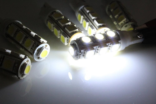 Kit 10 Lâmpadas Pingo 13 Led's 5050 T10 Farolete Teto Placa