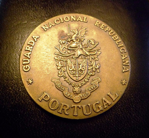 Antigua Medalla Portugal Guardia Nacional Republicana