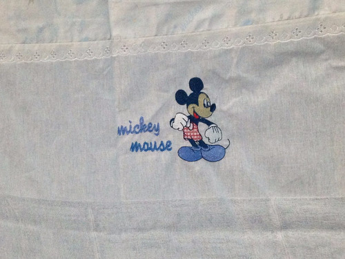 Imagem 4 de 6 de Kit Banho Bebê 2 Peças Linha Bordada Mickey Disney Toalha