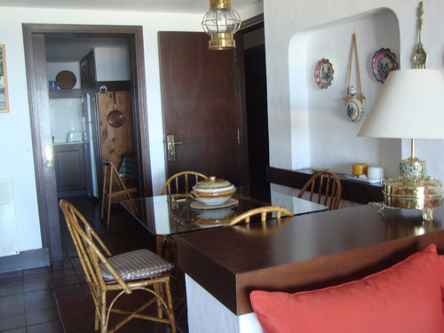 Imagen 4 de 8 de Alquiler Departamento En Punta Del Este Edificio Farallón
