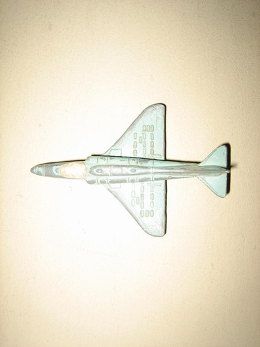 Avion Skyhawk A-4e Vintage Escala Metalico