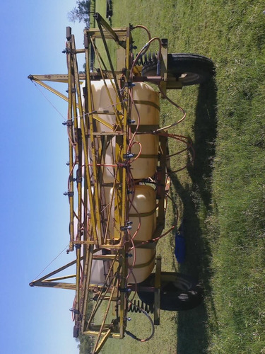 Imagen 3 de 7 de Barbuy Pulverizador Arrastre Fh2000 Ls 14m Labor