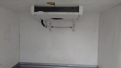 Imagen 2 de 14 de Caja Refrigerada Termica Camaras Refrigeracion Cami Nissan