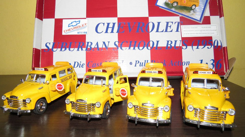Perudiecast Chevrolet Suburban School Bus 1950 Kinsmart 1:36