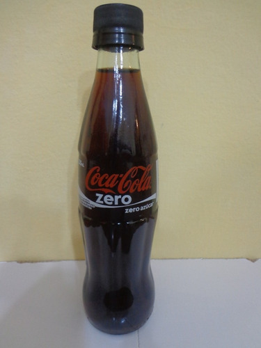 Botella De Coca Cola Zero De Vidrio Con Tapa De Plástico