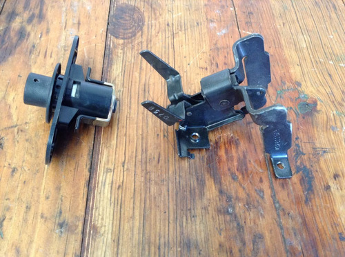 Seguro Boton Chapa De Asiento Trasero Cirrus Stratus 95-00