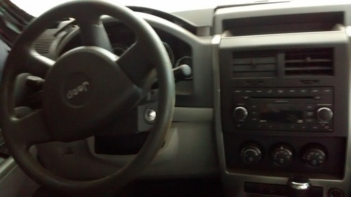 Imagem 6 de 11 de Sucata Batidos Peças Jeep Cherokee Sport 3.7 V6 2005/2008