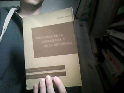 Psicología De La Democracia Y De La Dictadura Barbu Intonso